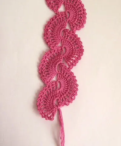 Segnalibro all'uncinetto